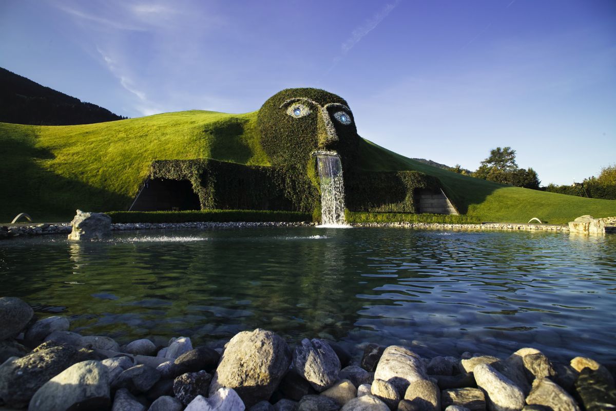 © Innsbruck Tourismus, Photographer: Swarovski Kristallwelten swarovski giant
